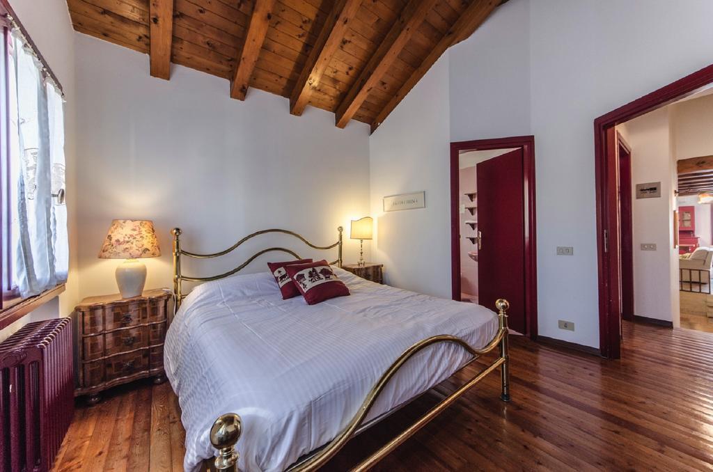 Вилла Novalesi Red House Ноале Экстерьер фото